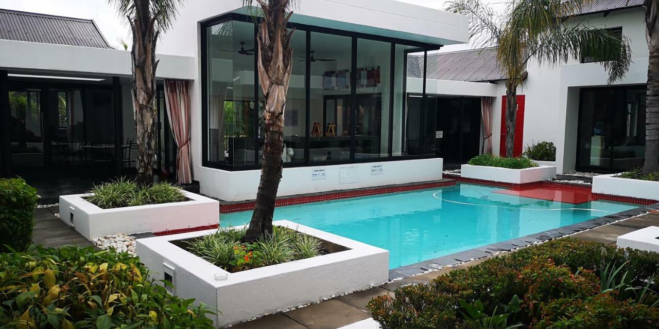 21 Kingfisher Guesthouse Γιοχάνεσμπουργκ Εξωτερικό φωτογραφία
