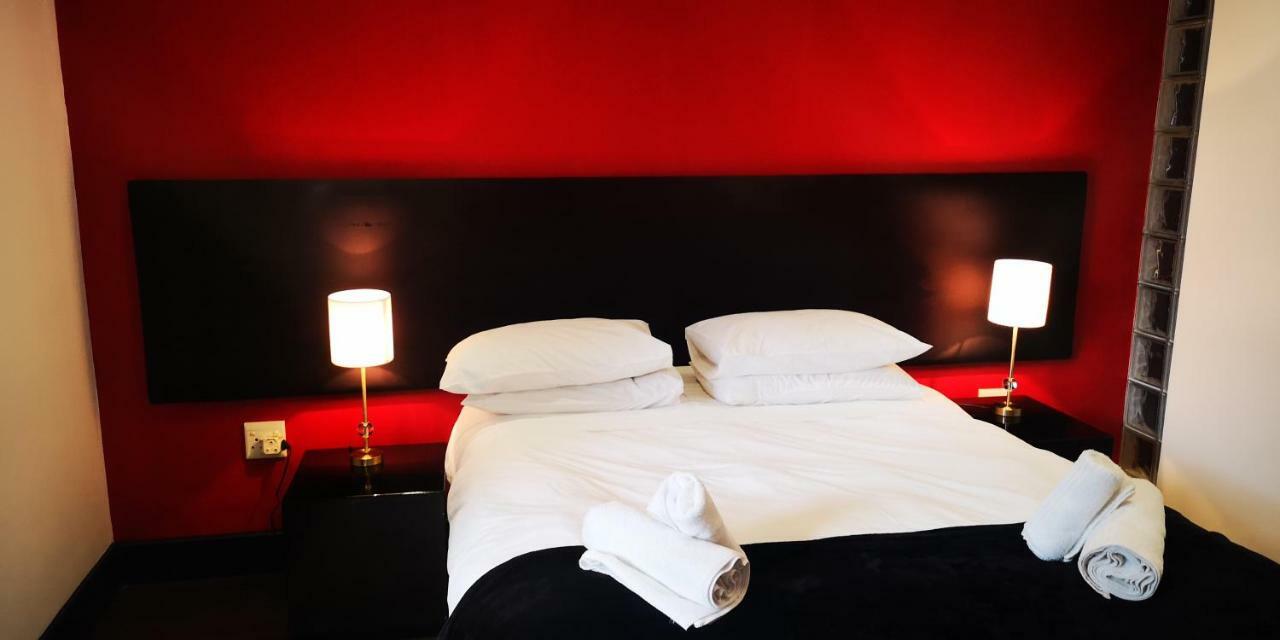 21 Kingfisher Guesthouse Γιοχάνεσμπουργκ Εξωτερικό φωτογραφία